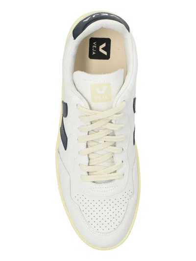 Veja V-90 Man Sneakers White Size 9 Leather In White