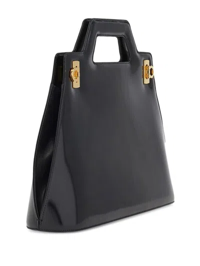 Ferragamo Borsa Wanda M In Black