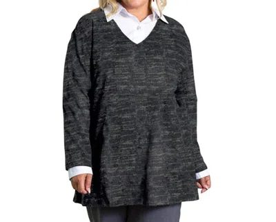 On The Plus Side Brushed Hacci Hampton Long Sleeve Tunic - Plus In Black Grey Heather In Multi