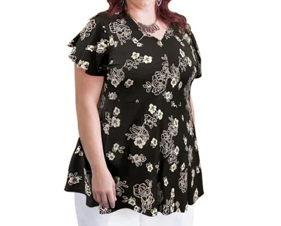 On The Plus Side Printed Short Sleeve Baby Doll Top - Plus In Black/white Floral In Multi
