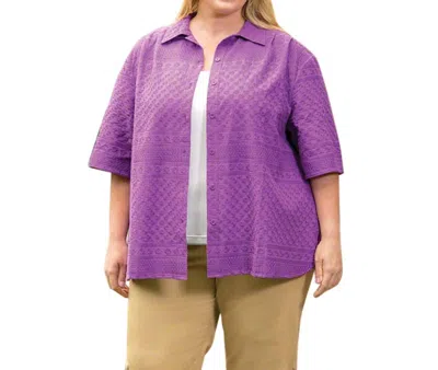 On The Plus Side Cotton Short Sleeve Peony Shirt - Plus In Dewberry In Purple