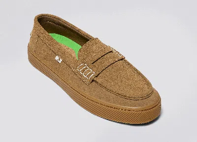 Cariuma Caju Loafer Gum Camel Suede Men In Gum Camel