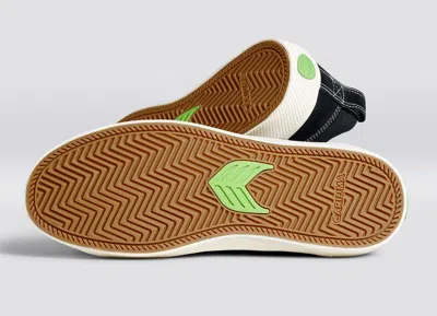 Cariuma Catiba Pro Low Black Suede And Canvas Contrast Thread Ivory Logo Sneaker Men In Black Contrast/ivory
