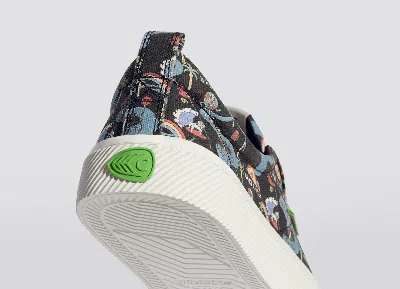 Cariuma Crooked Oca Low Black Graphic Print Canvas Sneaker Women In Crooked Black Graphic Print