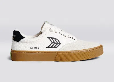Cariuma Naioca Pro Gum Vintage White Suede Off-white Canvas Black Logo Sneaker Men In Off-white Vintage/black