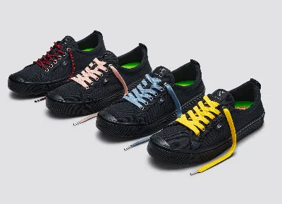 Cariuma Oca Low All Black Canvas Sneaker Men In All Black