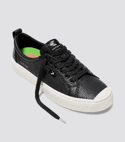 Cariuma Oca Low Black Premium Leather Sneaker Women In Black