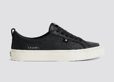 Cariuma Oca Low Black Premium Leather Sneaker Women In Black