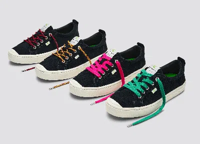 Cariuma Oca Low-top Canvas Sneakers In Black