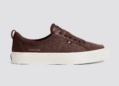 Cariuma Oca Low Brown Premium Leather Sneaker Men In Brown