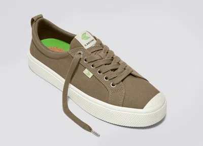 Cariuma Oca Low Burnt Sand Canvas Sneaker Women In Burnt Sand
