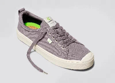 Cariuma Oca Low Mystic Grey Canvas Sneaker Men In Mystic Grey