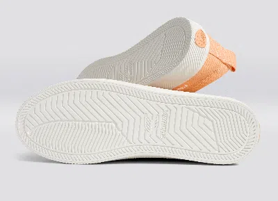 Cariuma Oca Low Pantone Peach Fuzz Canvas Contrast Thread Sneaker Men In Pantone Peach Fuzz