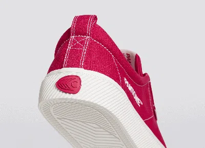 Cariuma Oca Low Pantone Viva Magenta Canvas Contrast Thread Sneaker Men In Pantone Viva Magenta