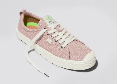 Cariuma Oca Low Rose Canvas Sneaker Women In Rose Red