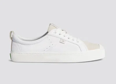 Cariuma Oca Sneakers In White Premium Leather/off-white Vintage Suede