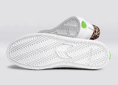 Cariuma Salvas Sneakers In White Leather/leopard