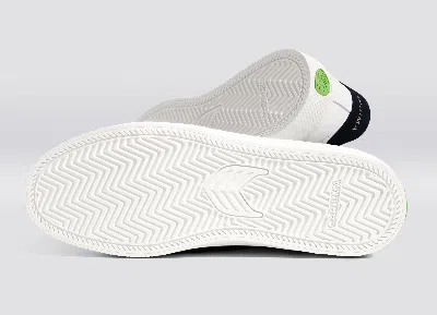 Cariuma Salvas Sneakers In Weiss