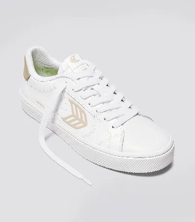 Cariuma Salvas White Leather Shifting Sand Logo Sneaker Men In White/shifting Sand