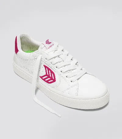 Cariuma Salvas White Premium Leather Jazzy Pink Logo Sneaker Men In White/jazzy Pink