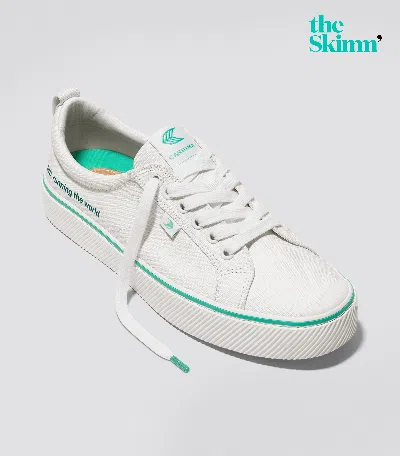 Cariuma The Skimm Oca Low Off-white Canvas Sneaker Men In The Skimm White