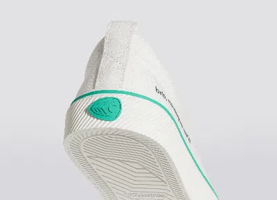 Cariuma The Skimm Oca Low Off-white Canvas Sneaker Men In The Skimm White