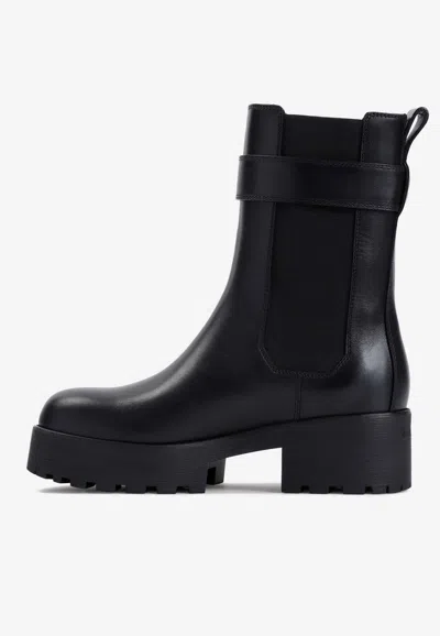 Givenchy Voyou Leather Buckle Chelsea Boots In Black