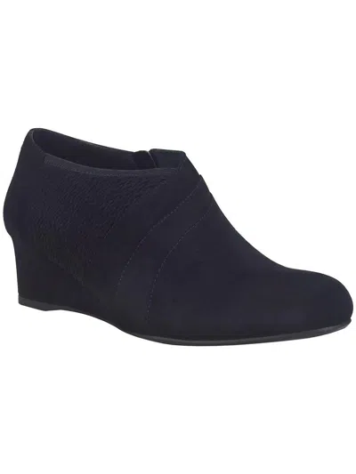 Shop Impo Ginger Womens Textured Quilted Shooties In Black