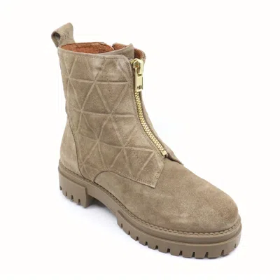 ATELIERS CARSON COMBAT BOOT IN TAUPE SUEDE 