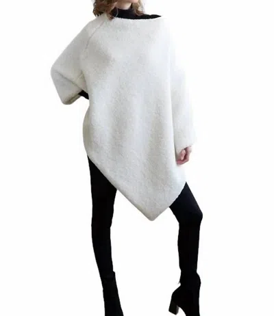 Shiraleah Olsen Poncho In Ivory In Multi