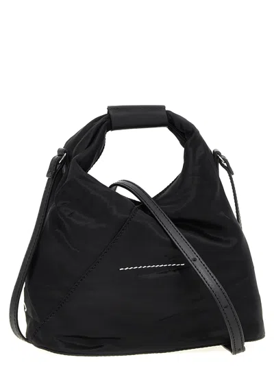 Mm6 Maison Margiela Mm6 By Maison Margiela Japanese Distinctive Fabric Finish Crossbody Bag In 黑色的