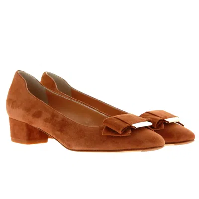Ferragamo Woman Pumps Brown Size 7 Sueded Leather In Brown