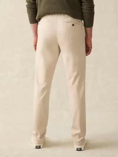 Faherty Movement Coolmax Regular Fit Pants In Stone