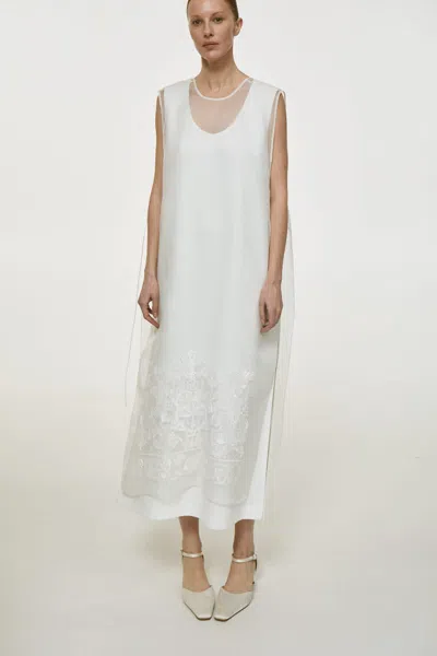Delegan Clothes Milk Embroidered Shawl