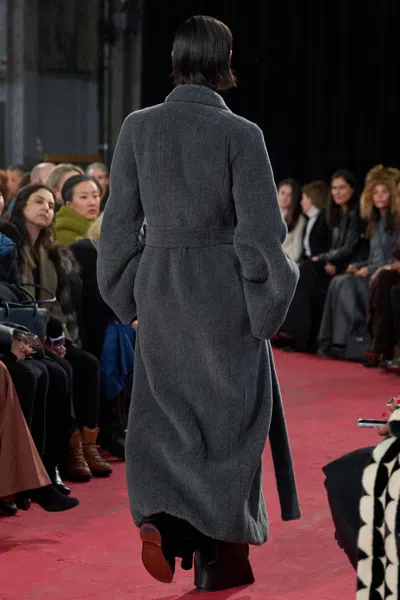 Gabriela Hearst Barring Oversized Wool-blend Coat In Dark Grey
