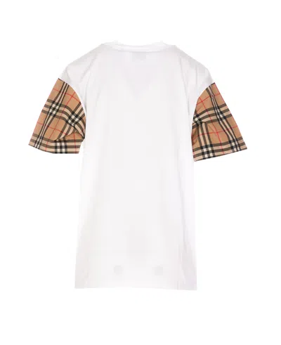 Shop Burberry Carrick T-shirt In White