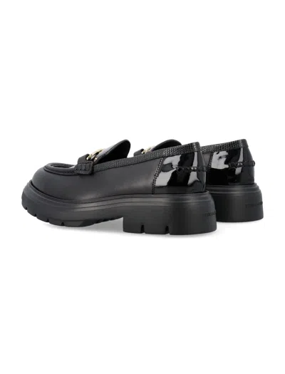 Shop Ferragamo Brooke Loafers In Nero