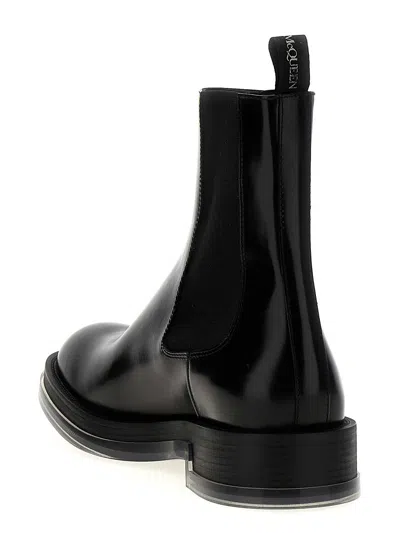 Alexander Mcqueen Float Chelsea Boot In Black
