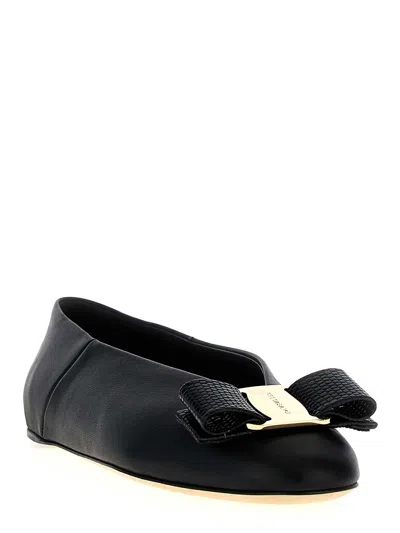 Ferragamo Ballerina Bow Black Var