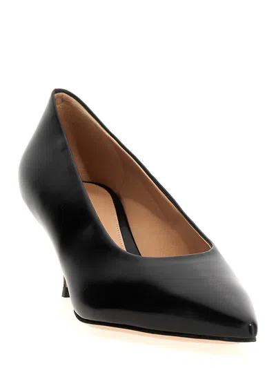 Shop Gianvito Rossi Zapatos De Salón - Negro In Black