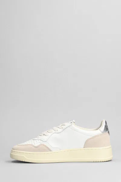 Autry Low Top Sneakers In Calf Leather And Suede In White
