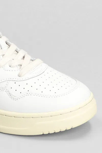 Shop Autry Medalist Low Sneakers In White