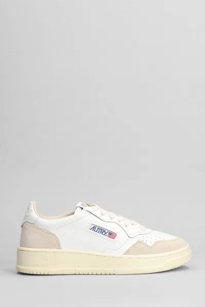 Shop Autry Medalist Low Sneakers In White