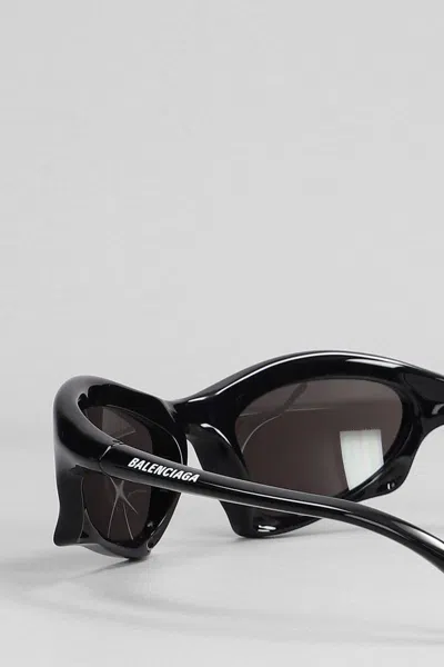 Shop Balenciaga Sunglasses In Black