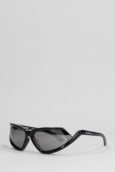 Shop Balenciaga Sunglasses In Black