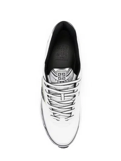 Shop Givenchy Sneakers In White/silvery