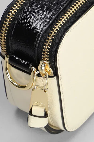 Marc Jacobs Snapshot Shoulder Bag In White Leather In White