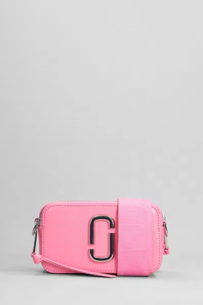 Shop Marc Jacobs The Snapshot Shoulder Bag In Pink