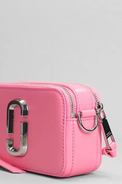 Marc Jacobs The Utility Snapshot Bag In Pink