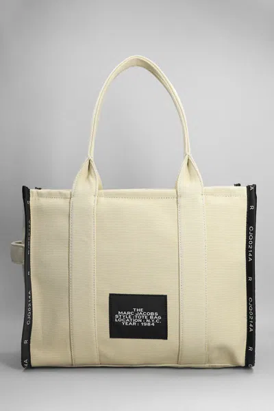 Marc Jacobs Traveler Tote Tote In Beige